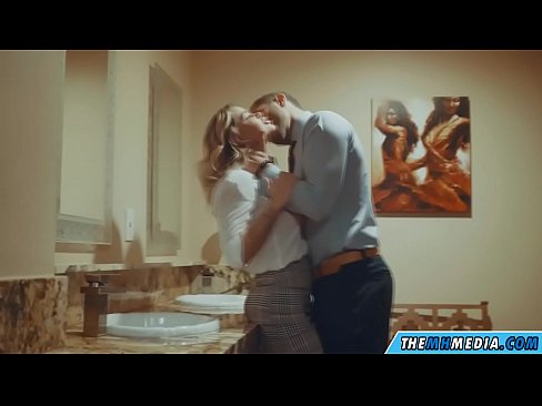 ❤️ Amikor egy bögyös szőke elcsábít egy nyilvános WC-ben ❤ Baszás videó at hu.sex-porntube.ru ️